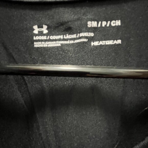 Under Armour TShirt - Picture 3 of 4